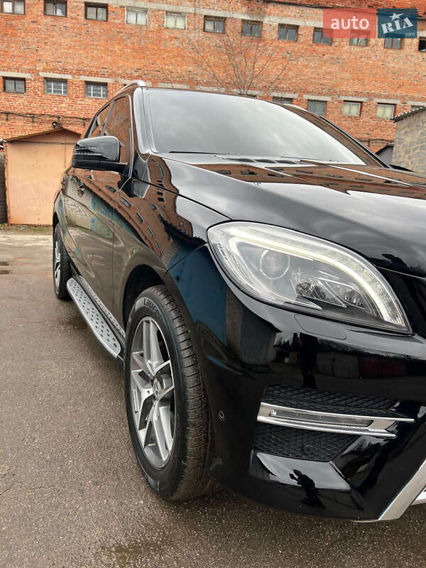 Позашляховик / Кросовер Mercedes-Benz M-Class 2015 в Харкові фото 8 Позашляховик / Кросовер Mercedes-Benz M-Class 2015 в Харкові