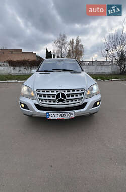 Позашляховик / Кросовер Mercedes-Benz M-Class 2008 в Прилуках