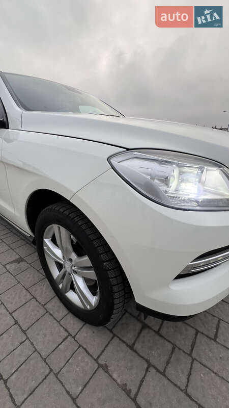 Внедорожник / Кроссовер Mercedes-Benz M-Class 2012 в Львове