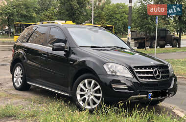 Позашляховик / Кросовер Mercedes-Benz M-Class 2011 в Києві