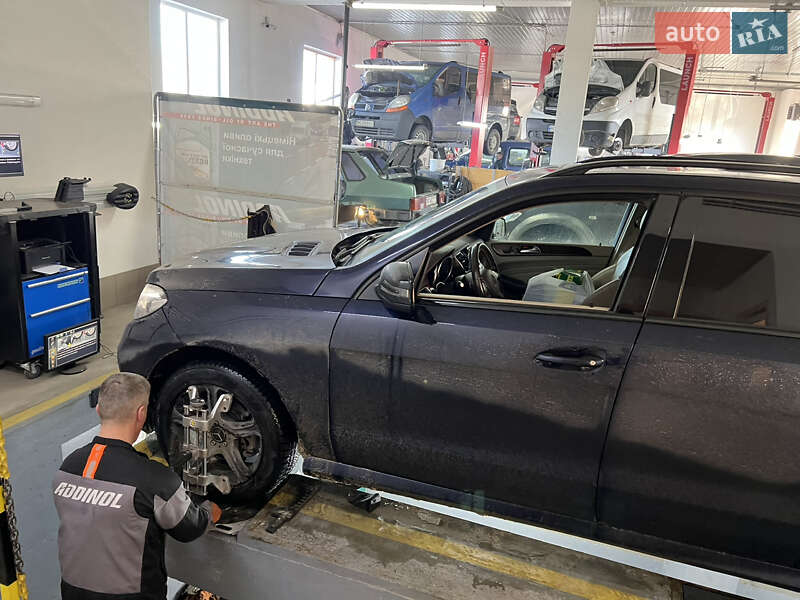 Позашляховик / Кросовер Mercedes-Benz M-Class 2015 в Львові фото 7 Позашляховик / Кросовер Mercedes-Benz M-Class 2015 в Львові