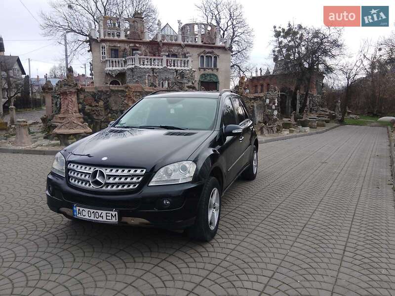 Позашляховик / Кросовер Mercedes-Benz M-Class 2006 в Луцьку фото 2 Позашляховик / Кросовер Mercedes-Benz M-Class 2006 в Луцьку