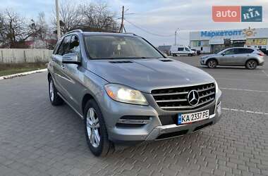 Внедорожник / Кроссовер Mercedes-Benz M-Class 2013 в Шишаки