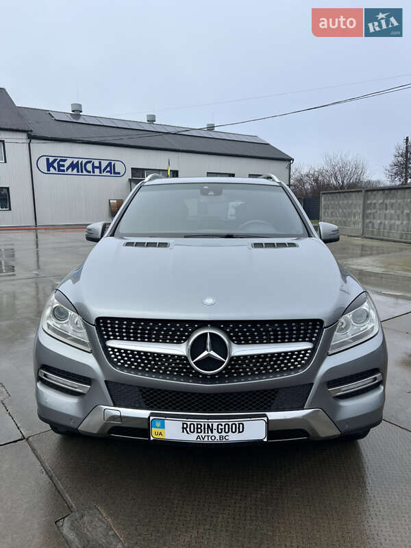 Внедорожник / Кроссовер Mercedes-Benz M-Class 2012 в Белой Церкви фото 3 Внедорожник / Кроссовер Mercedes-Benz M-Class 2012 в Белой Церкви