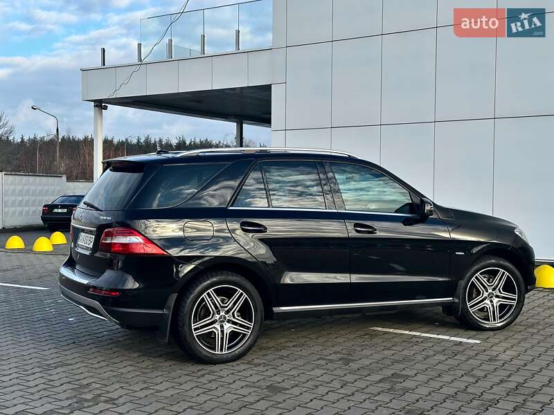 Внедорожник / Кроссовер Mercedes-Benz M-Class 2012 в Киеве фото 9 Внедорожник / Кроссовер Mercedes-Benz M-Class 2012 в Киеве