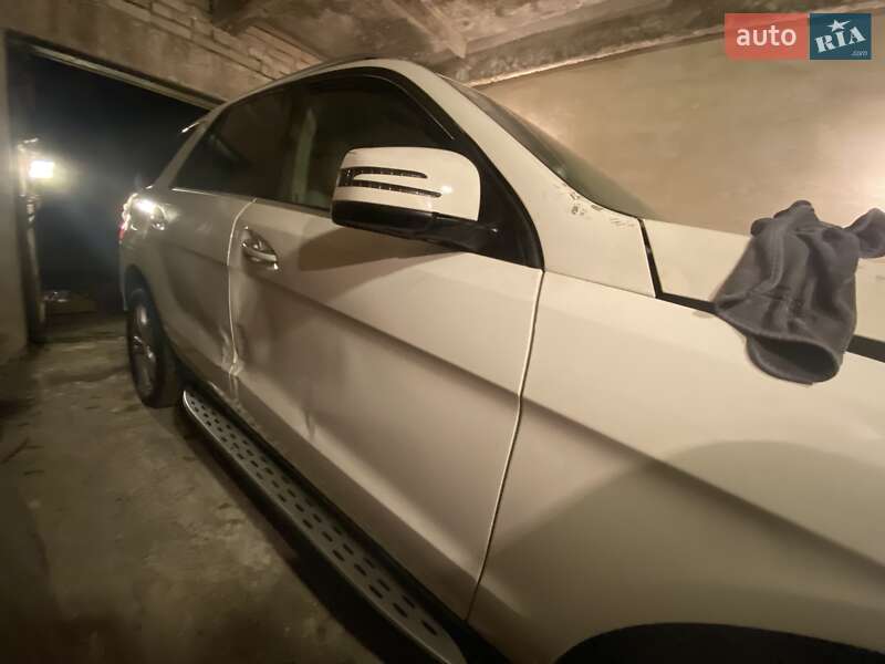 Внедорожник / Кроссовер Mercedes-Benz M-Class 2013 в Львове фото 13 Внедорожник / Кроссовер Mercedes-Benz M-Class 2013 в Львове