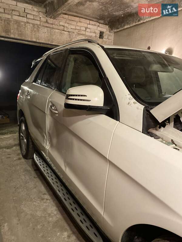 Внедорожник / Кроссовер Mercedes-Benz M-Class 2013 в Львове фото 24 Внедорожник / Кроссовер Mercedes-Benz M-Class 2013 в Львове