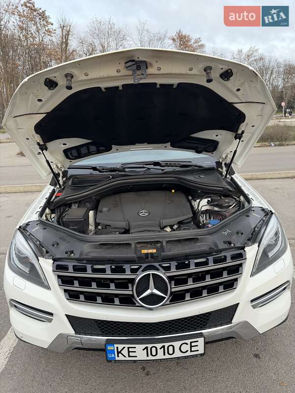 Внедорожник / Кроссовер Mercedes-Benz M-Class 2013 в Днепре фото 28 Внедорожник / Кроссовер Mercedes-Benz M-Class 2013 в Днепре