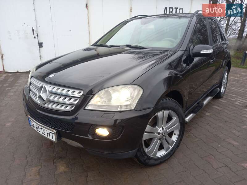 Mercedes-Benz M-Class 2006 Mercedes-Benz M-Class 2006