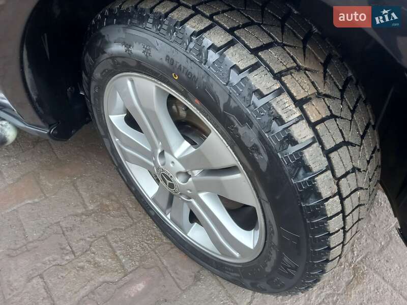 Внедорожник / Кроссовер Mercedes-Benz M-Class 2006 в Теофиполе