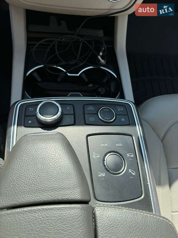 Внедорожник / Кроссовер Mercedes-Benz M-Class 2014 в Бродах