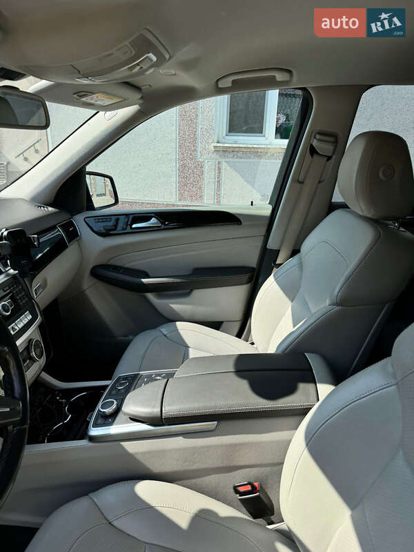 Внедорожник / Кроссовер Mercedes-Benz M-Class 2014 в Бродах