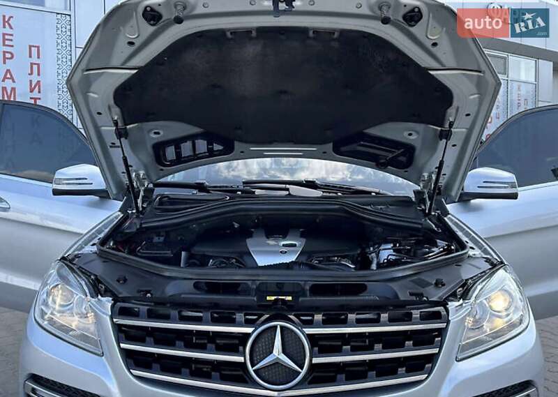 Внедорожник / Кроссовер Mercedes-Benz M-Class 2012 в Хмельницком фото 25 Внедорожник / Кроссовер Mercedes-Benz M-Class 2012 в Хмельницком