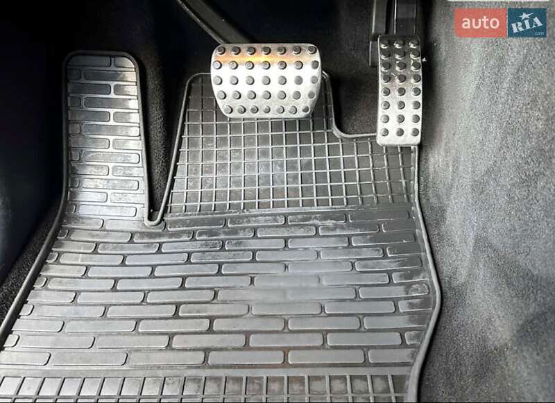 Внедорожник / Кроссовер Mercedes-Benz M-Class 2012 в Хмельницком фото 24 Внедорожник / Кроссовер Mercedes-Benz M-Class 2012 в Хмельницком