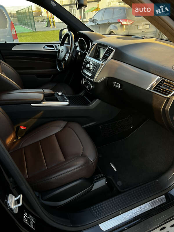Внедорожник / Кроссовер Mercedes-Benz M-Class 2015 в Тернополе фото 12 Внедорожник / Кроссовер Mercedes-Benz M-Class 2015 в Тернополе