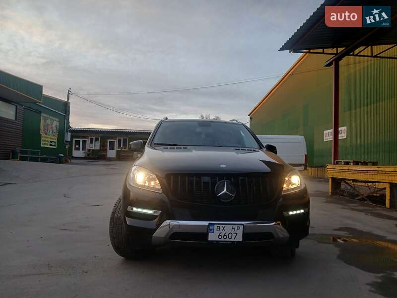 Внедорожник / Кроссовер Mercedes-Benz M-Class 2012 в Хмельницком