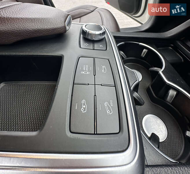 Внедорожник / Кроссовер Mercedes-Benz M-Class 2012 в Черновцах