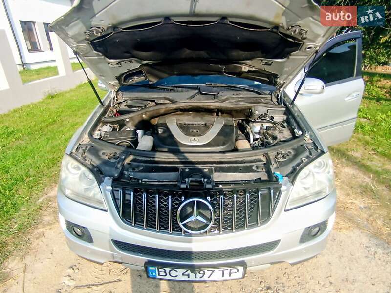 Внедорожник / Кроссовер Mercedes-Benz M-Class 2005 в Львове
