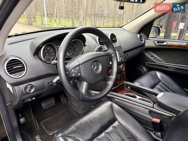 Внедорожник / Кроссовер Mercedes-Benz M-Class 2008 в Киеве