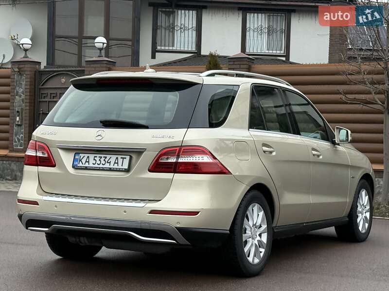 Внедорожник / Кроссовер Mercedes-Benz M-Class 2011 в Киеве фото 35 Внедорожник / Кроссовер Mercedes-Benz M-Class 2011 в Киеве