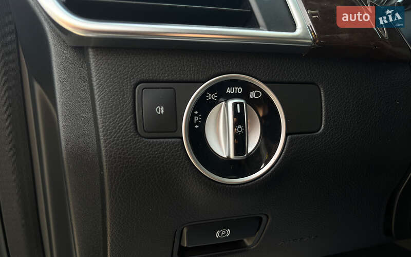 Внедорожник / Кроссовер Mercedes-Benz M-Class 2014 в Мукачево