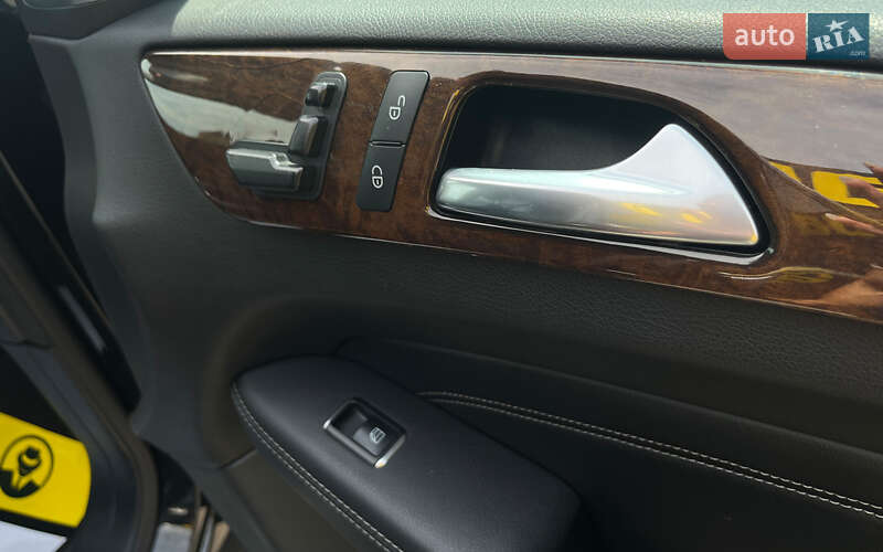 Внедорожник / Кроссовер Mercedes-Benz M-Class 2014 в Мукачево