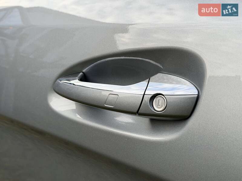 Внедорожник / Кроссовер Mercedes-Benz M-Class 2015 в Луцке