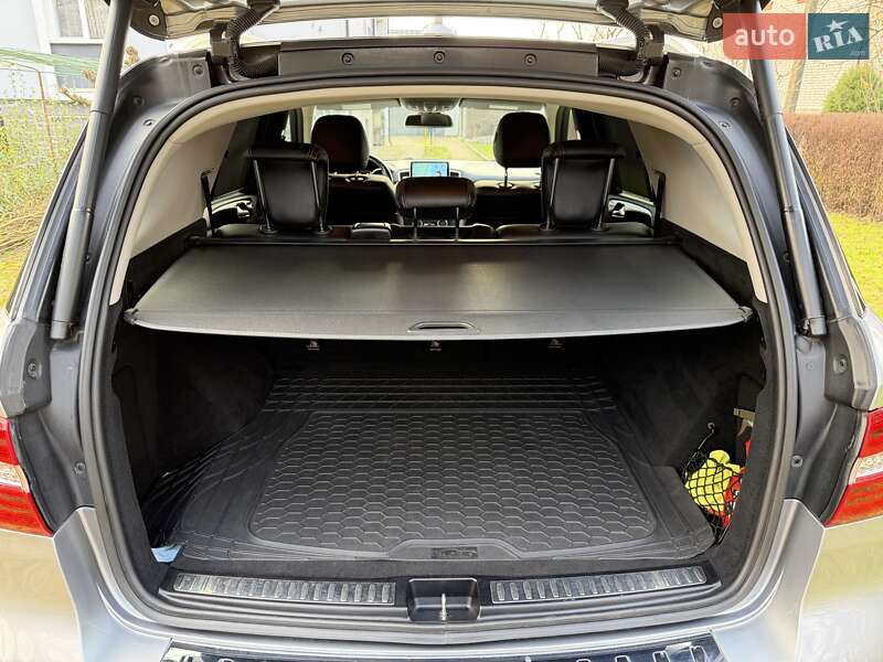 Внедорожник / Кроссовер Mercedes-Benz M-Class 2015 в Луцке