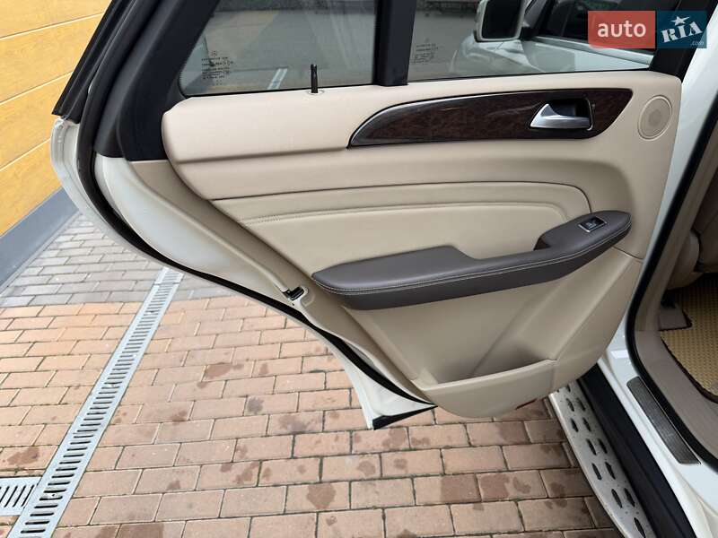 Позашляховик / Кросовер Mercedes-Benz M-Class 2011 в Білій Церкві