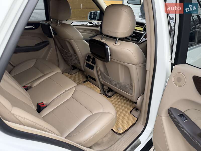 Позашляховик / Кросовер Mercedes-Benz M-Class 2011 в Білій Церкві