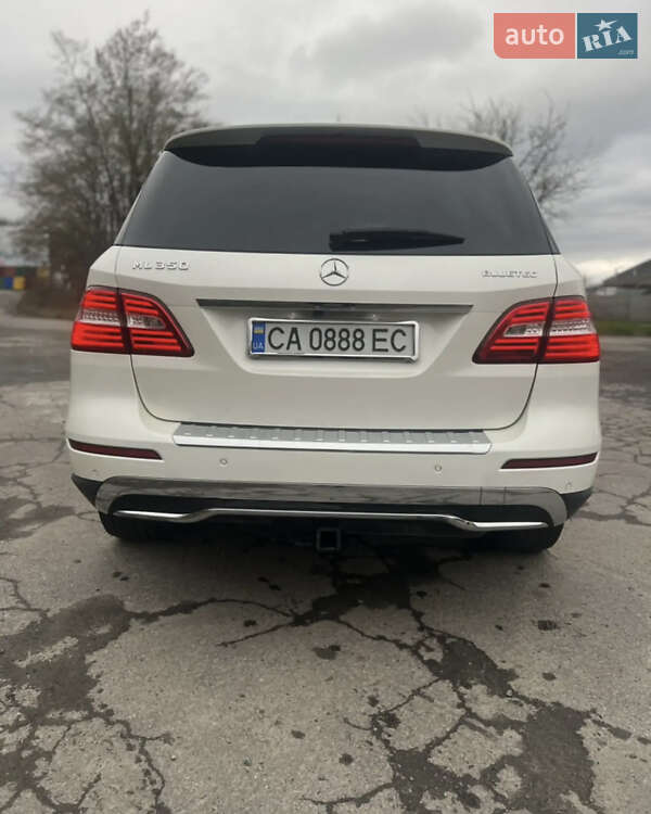 Внедорожник / Кроссовер Mercedes-Benz M-Class 2013 в Шполе