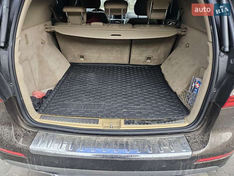 Внедорожник / Кроссовер Mercedes-Benz M-Class 2013 в Тернополе фото 31 Внедорожник / Кроссовер Mercedes-Benz M-Class 2013 в Тернополе