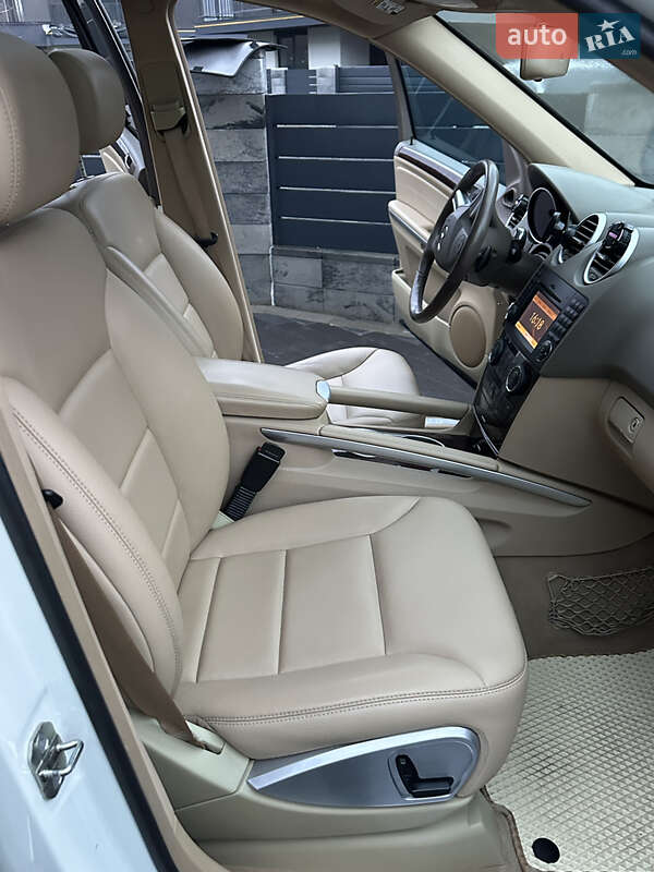 Внедорожник / Кроссовер Mercedes-Benz M-Class 2010 в Львове