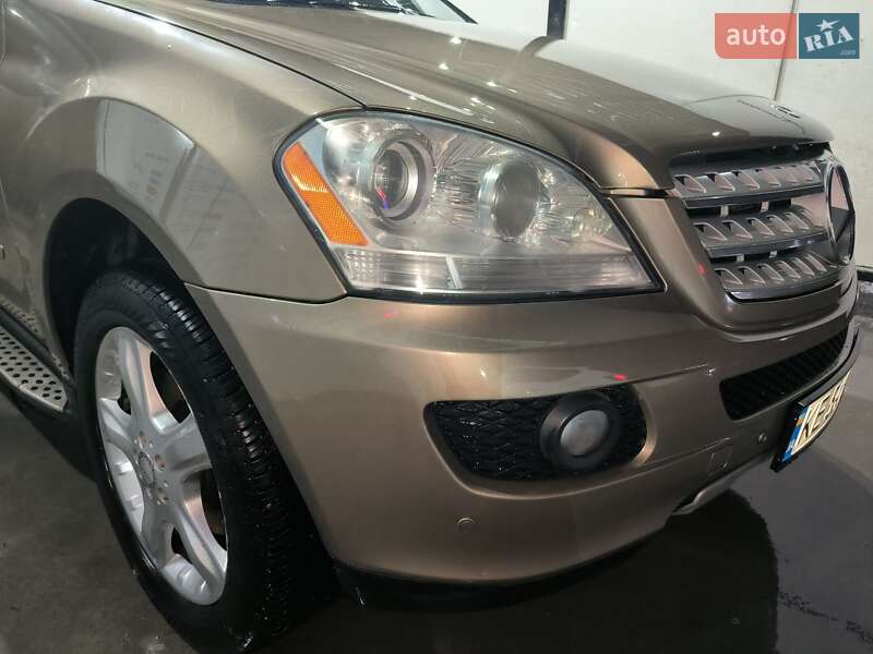 Внедорожник / Кроссовер Mercedes-Benz M-Class 2008 в Киеве