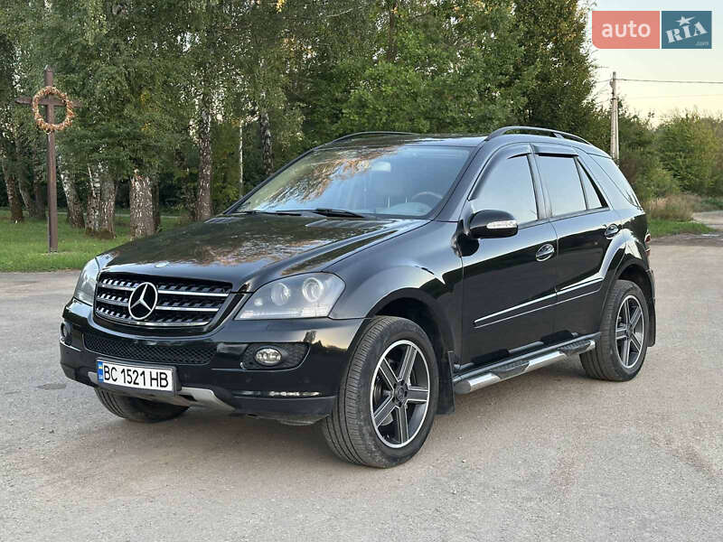 Mercedes-Benz M-Class 2006 Mercedes-Benz M-Class 2006