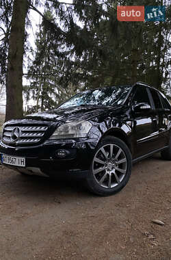 Внедорожник / Кроссовер Mercedes-Benz M-Class 2007 в Бурштыне