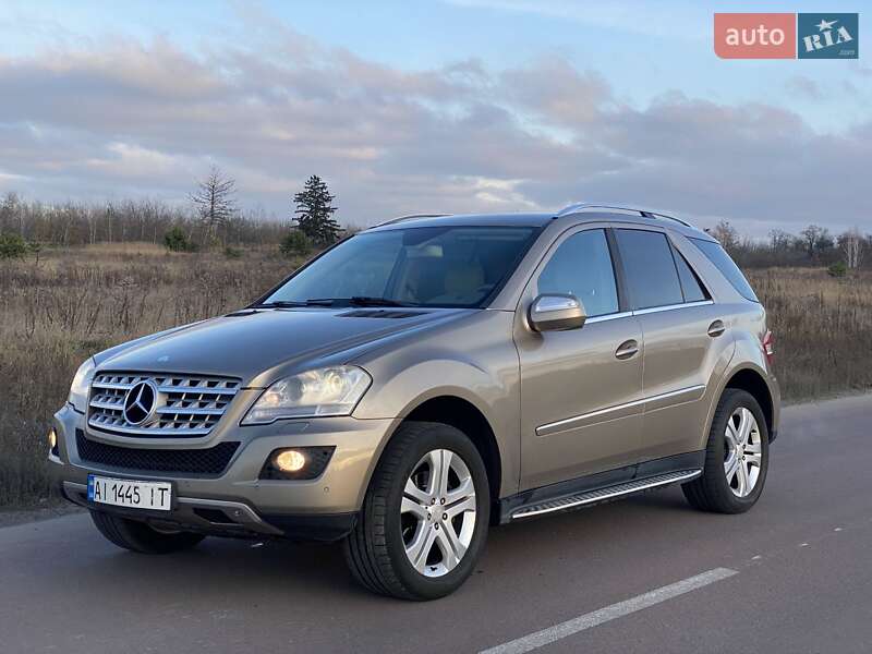 Внедорожник / Кроссовер Mercedes-Benz M-Class 2009 в Петропавловской Борщаговке фото 2 Внедорожник / Кроссовер Mercedes-Benz M-Class 2009 в Петропавловской Борщаговке