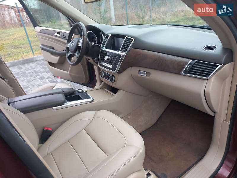 Позашляховик / Кросовер Mercedes-Benz M-Class 2013 в Львові