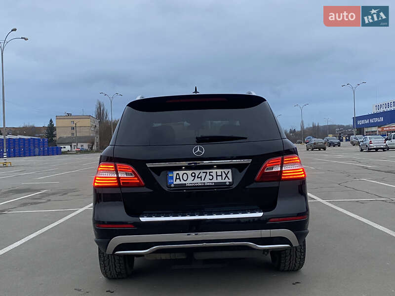 Внедорожник / Кроссовер Mercedes-Benz M-Class 2012 в Каменец-Подольском