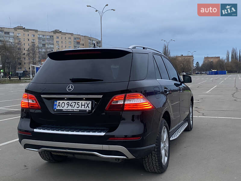 Внедорожник / Кроссовер Mercedes-Benz M-Class 2012 в Каменец-Подольском