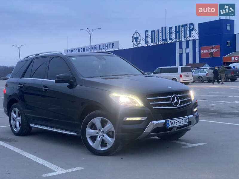 Внедорожник / Кроссовер Mercedes-Benz M-Class 2012 в Каменец-Подольском