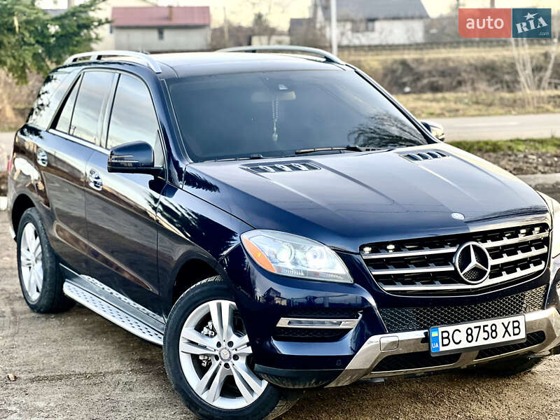 Позашляховик / Кросовер Mercedes-Benz M-Class 2013 в Самборі