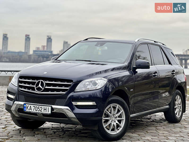 Внедорожник / Кроссовер Mercedes-Benz M-Class 2012 в Киеве фото 2 Внедорожник / Кроссовер Mercedes-Benz M-Class 2012 в Киеве