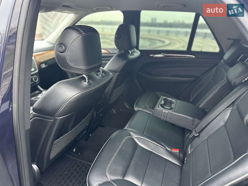 Внедорожник / Кроссовер Mercedes-Benz M-Class 2012 в Киеве фото 42 Внедорожник / Кроссовер Mercedes-Benz M-Class 2012 в Киеве