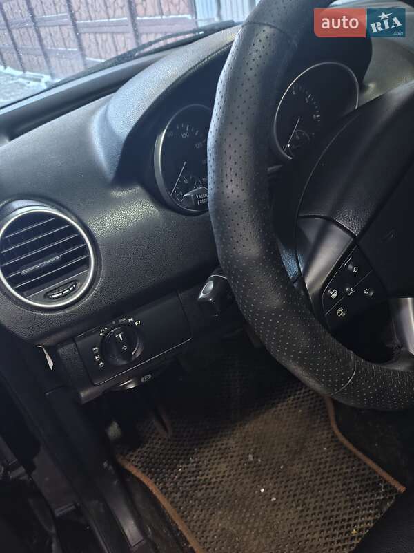 Внедорожник / Кроссовер Mercedes-Benz M-Class 2006 в Попельне фото 17 Внедорожник / Кроссовер Mercedes-Benz M-Class 2006 в Попельне