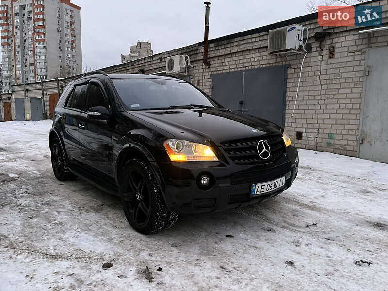 Позашляховик / Кросовер Mercedes-Benz M-Class 2008 в Дніпрі
