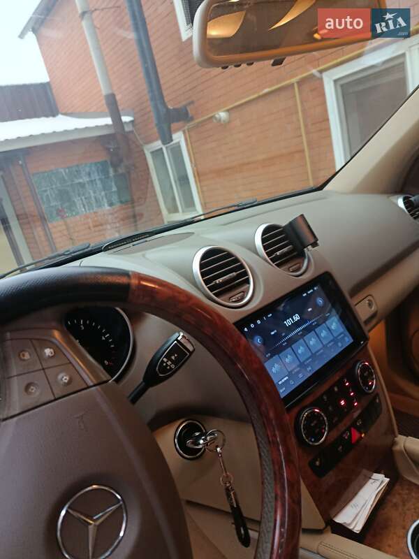 Позашляховик / Кросовер Mercedes-Benz M-Class 2008 в Краснограді