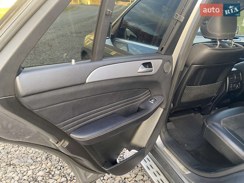 Внедорожник / Кроссовер Mercedes-Benz M-Class 2013 в Ужгороде