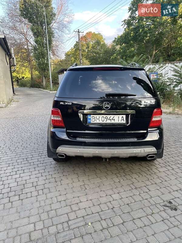 Позашляховик / Кросовер Mercedes-Benz M-Class 2007 в Одесі