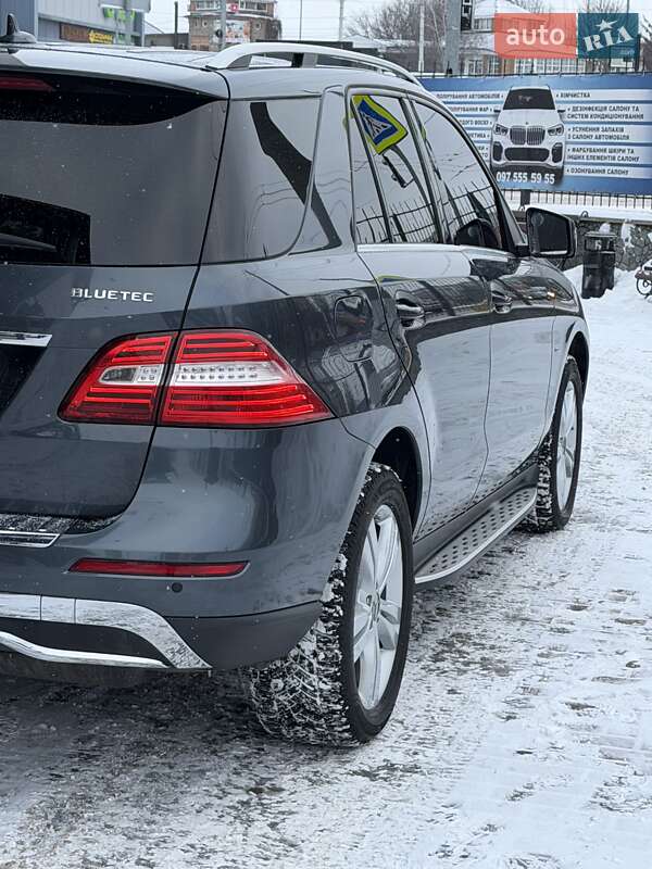 Внедорожник / Кроссовер Mercedes-Benz M-Class 2011 в Белой Церкви